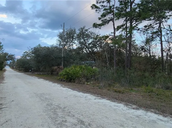 6673 W Merrivale Ln, Homosassa, FL 34446