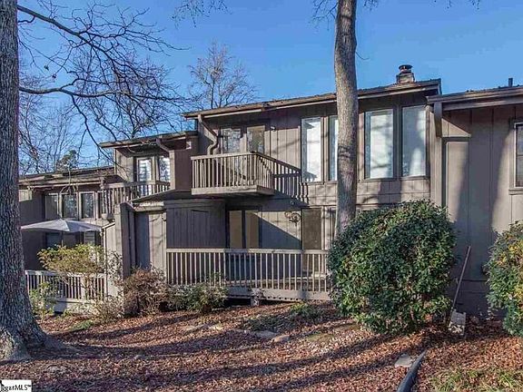 2nd image of 136 Ingleoak Ln