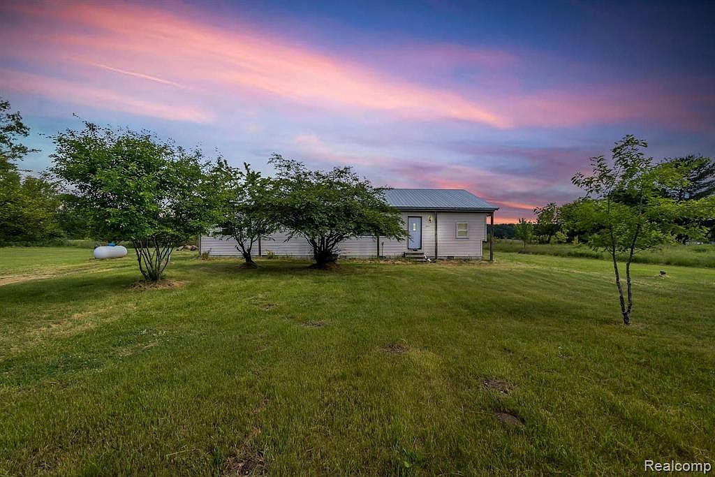 5942 Birch Run Rd, Millington, MI 48746 Zillow