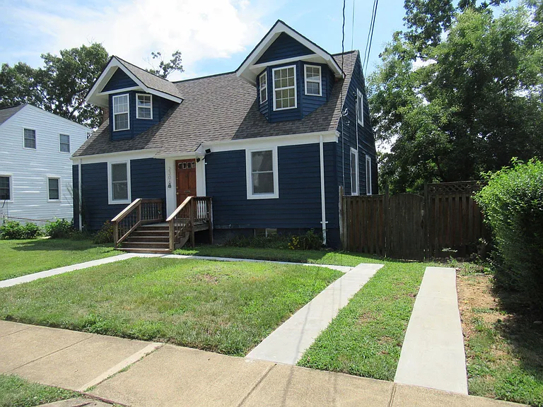 2306 S Columbus St — Photo 33