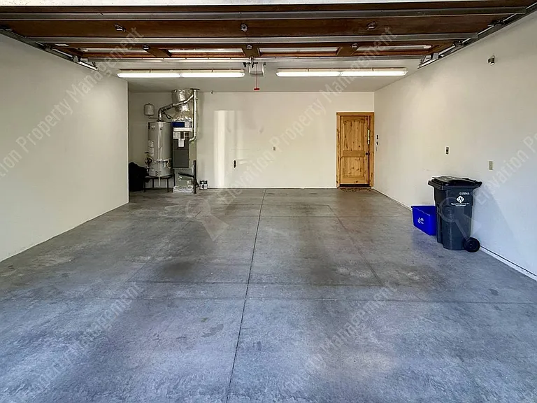 20979 Miramar Dr — Photo 37