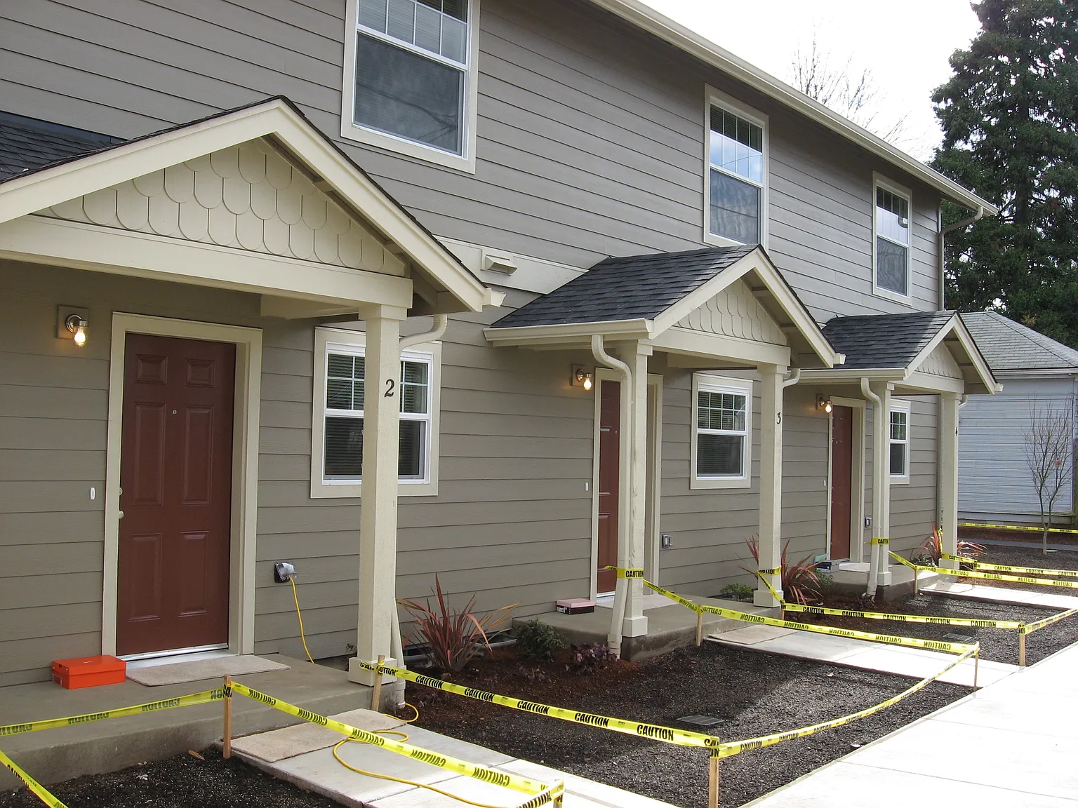 2 bed, 1.5 bath, 1100 sqft, $1,875 — Photo 2