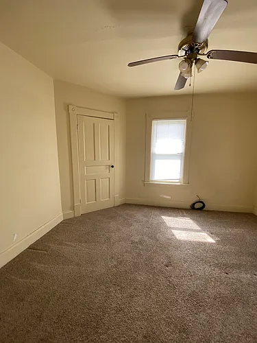 557 Lafayette Ave Photo 1