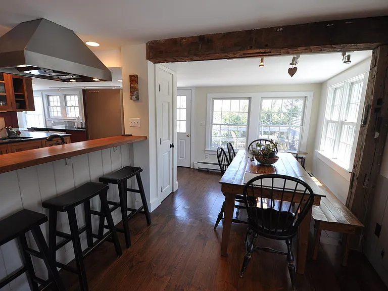 7190 Main St — Photo 15