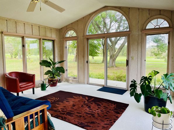 3604 W Country Club Ln