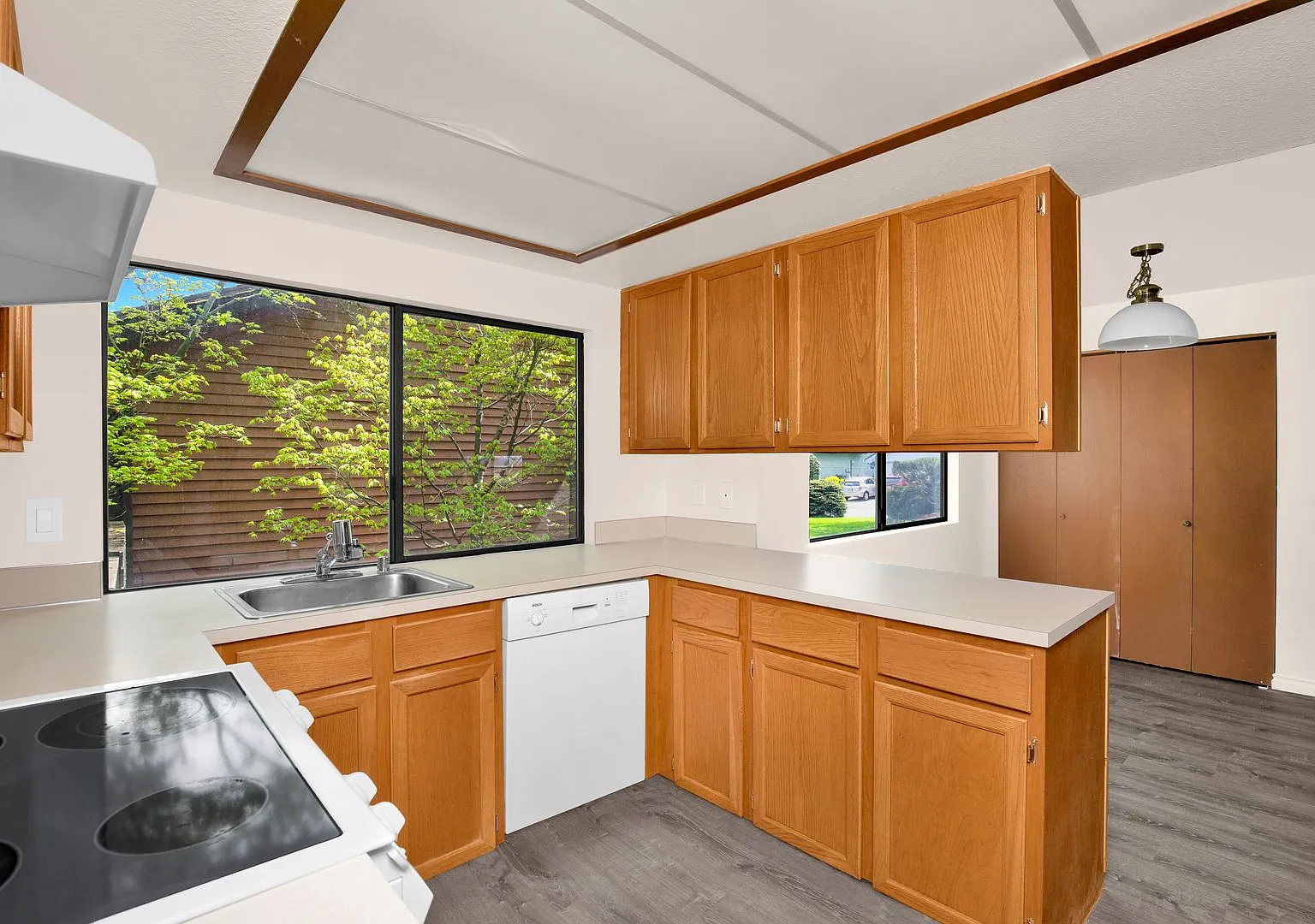 3 Bedroom Rambler in Education Hill — Photo 1