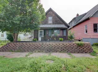 2418 15th St, Moline, IL 61265