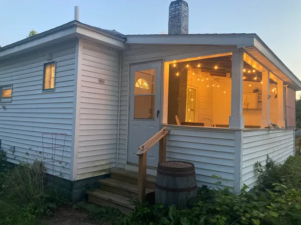 52 Ward St, Burlington, VT 05401