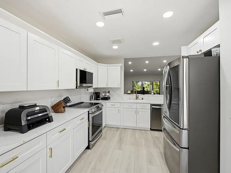 10775 Waterberry Dr — Photo 9
