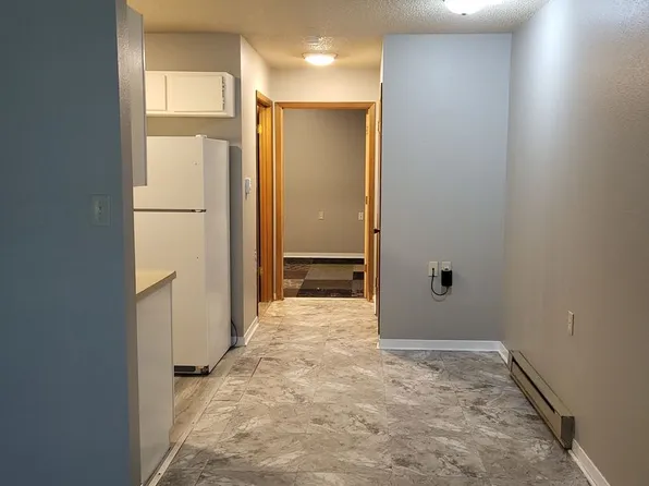 Perry Street, 203 Perry St #6, Rossville, KS 66533