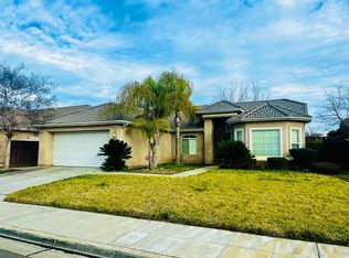 5784 N State St, Fresno, CA 93722