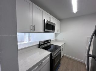 6090 W Flagler St APT 408, Miami, FL 33144