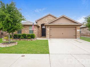 752 Rutherford Dr, Crowley, TX 76036