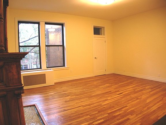 2nd image of 23 W 70th St APT 2R