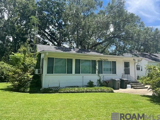 555 Ursuline Dr — Photo 12