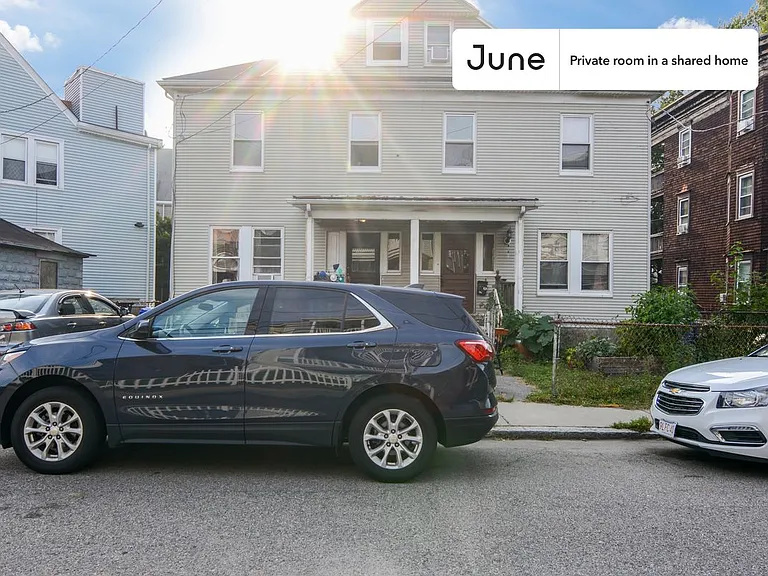 4 Haskell St #E — Photo 17