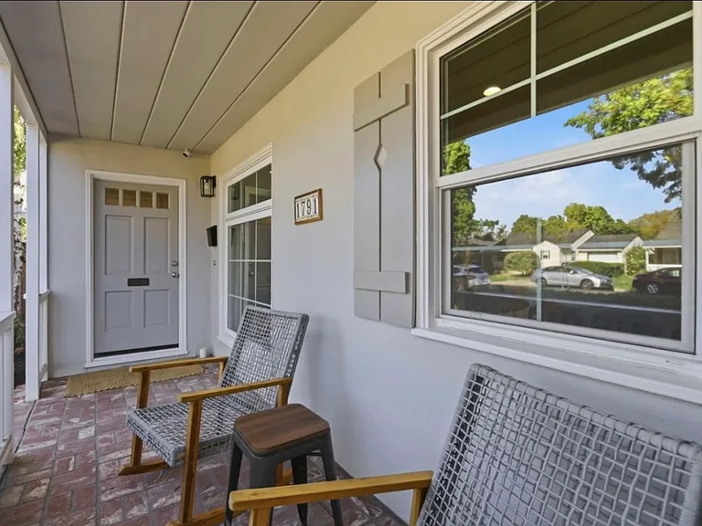 1791 Kirkland Ave — Photo 2