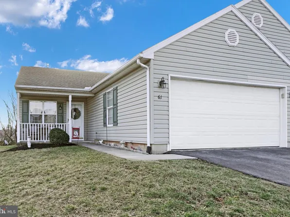 61 Hagarman Dr, York, PA 17408