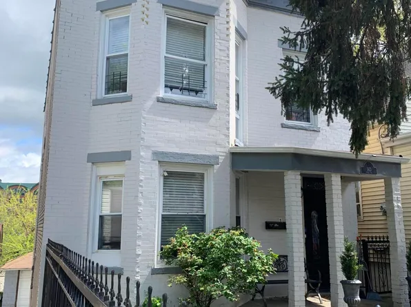 143 Pine Pl, Staten Island, NY 10304