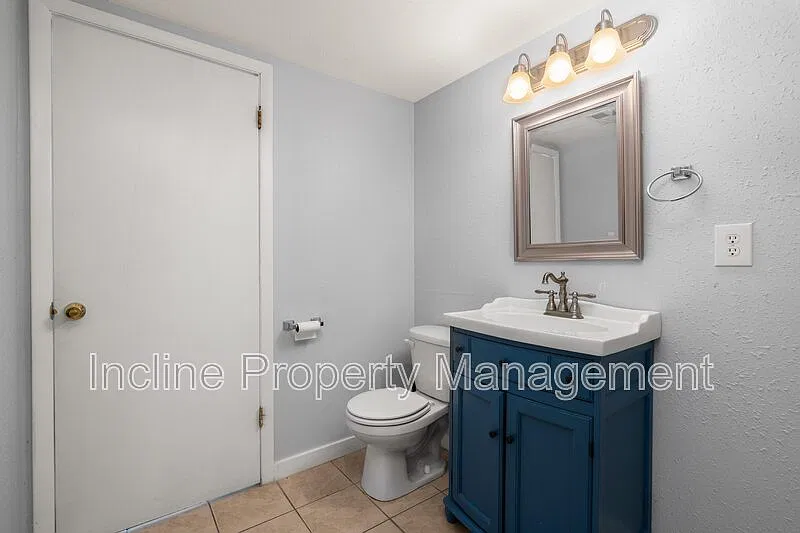 2 bed, 1.5 bath, 1030 sqft, $1,550 — Photo 4