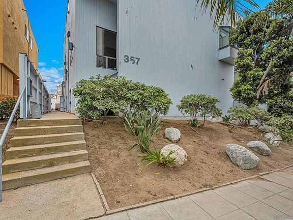3rd image of 357 Playa Del Sur APT 3