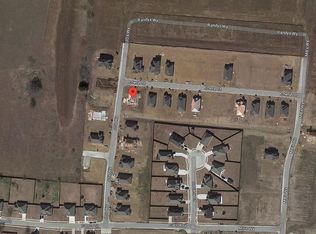 561 Cheryl St, Pilot Point, TX 76258