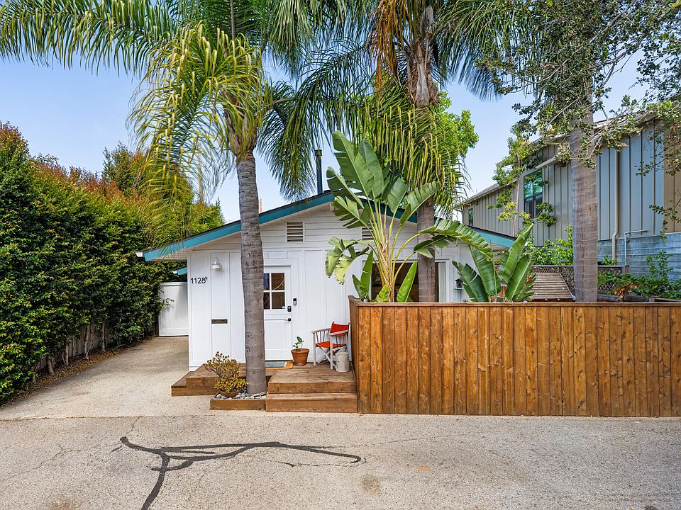 1st image of 1128 1/2 Castillo St