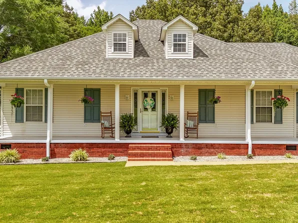 150 Acorn Ln, Savannah, TN 38372