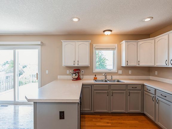 3rd image of 3408 E 52nd St