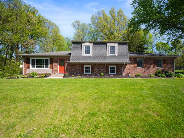 8553 Thornhill Dr, Indianapolis, IN 46256