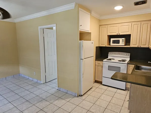 (undisclosed Address), Hollywood, FL 33020
