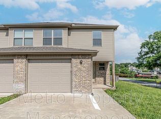 600 SW Loudon Dr #2, Bentonville, AR 72712