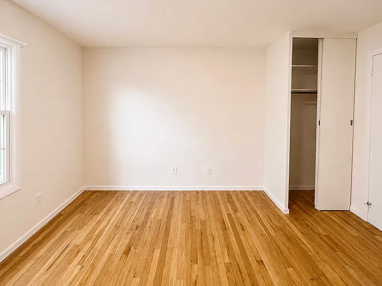 6431 Anderegg Dr — Photo 10
