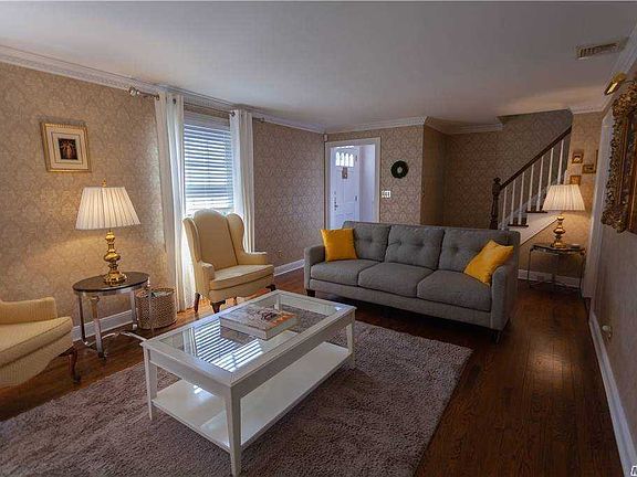 5th image of 26 Nassau Ave