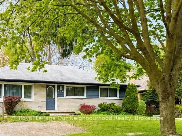 442 Scenic Dr, London, ON N5Z 3A8