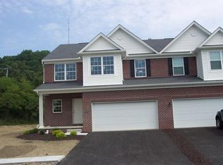 215 Bentbrook Cir, Cranberry Twp, PA 16066