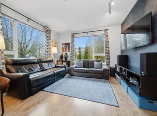 9250 University High St #316, Burnaby, BC