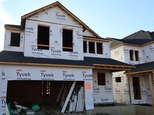5739 Chesapeake Trl, Green Township, OH 45248