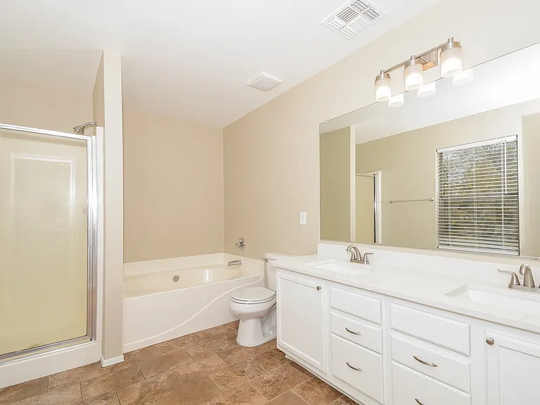 15331 W Cameron Cir — Photo 10