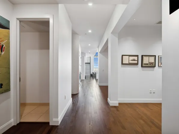 2600 W 7th St APT 2812, Fort Worth, TX 76107