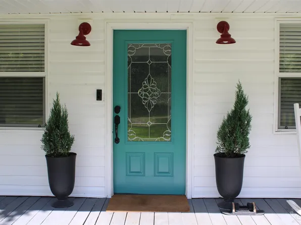 6080 Chumuckla Hwy, Pace, FL 32571