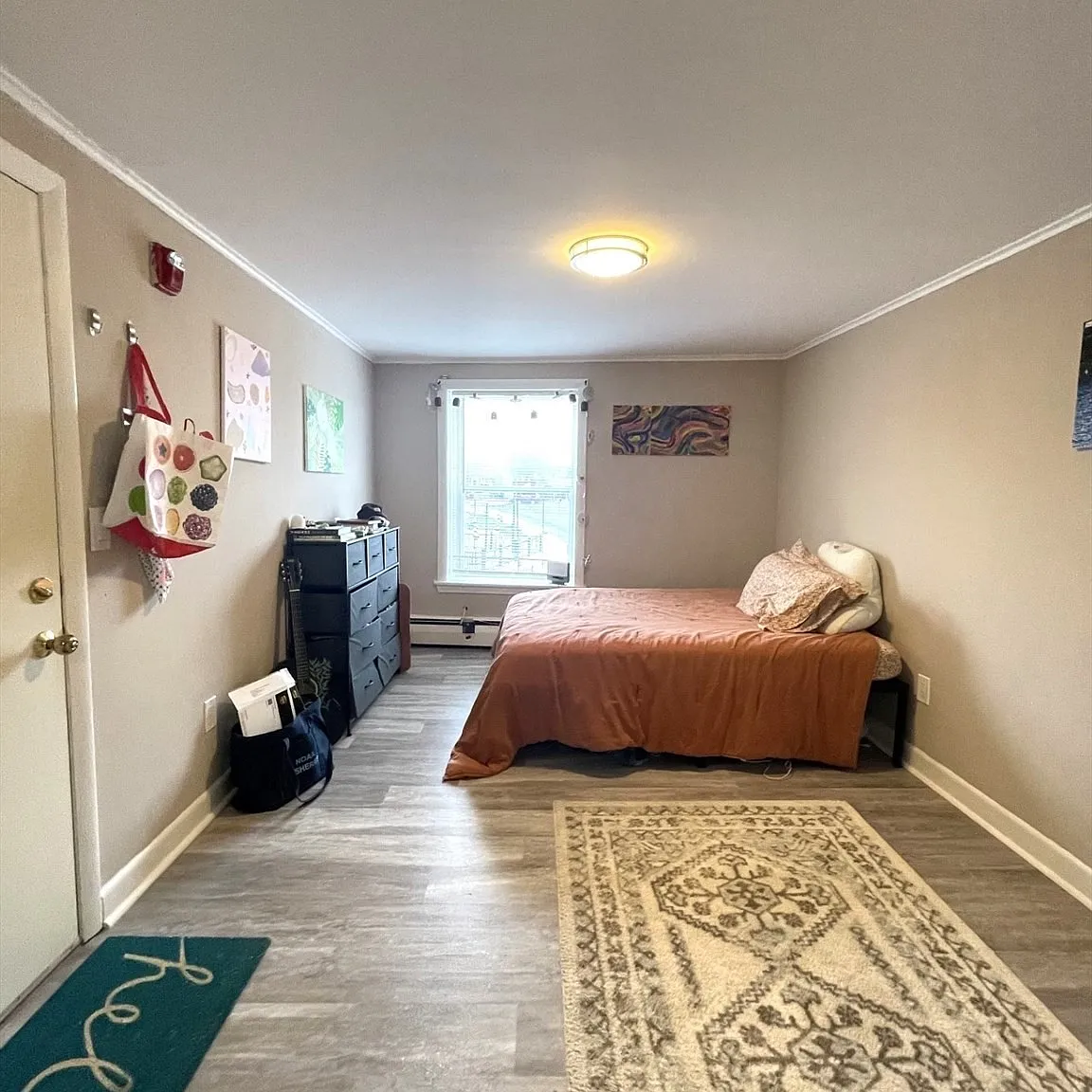 Studio, 1.0 bath, 399 sqft, $1,600 — Photo 2