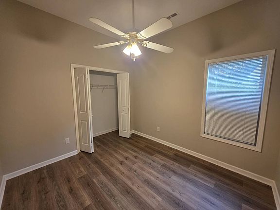 4th image of 120 Cloverwood Dr