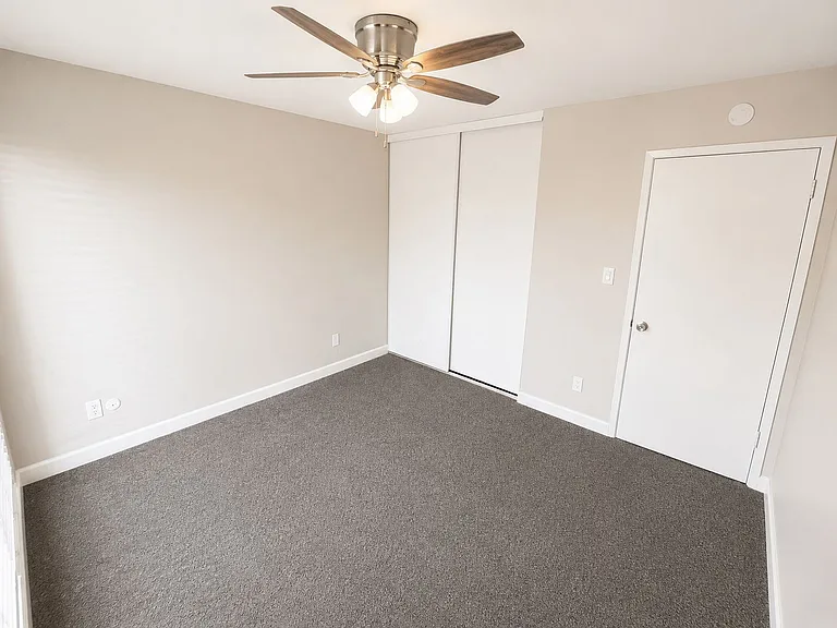 Greentree Apartments — Photo 25