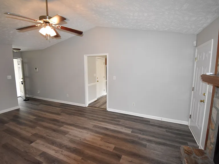 6313 Applewhite Rd — Photo 5