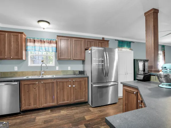 3961 Eldora Rd, Ellabell, GA 31308