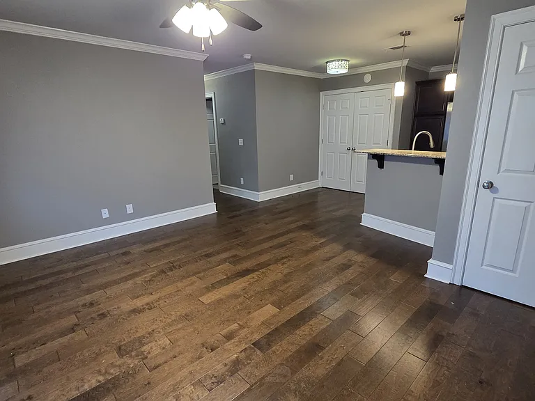 1301 Louisiana St #301 — Photo 16