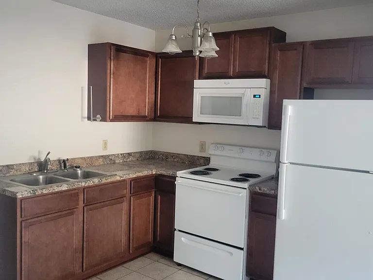 122 Easy St #122 — Photo 5