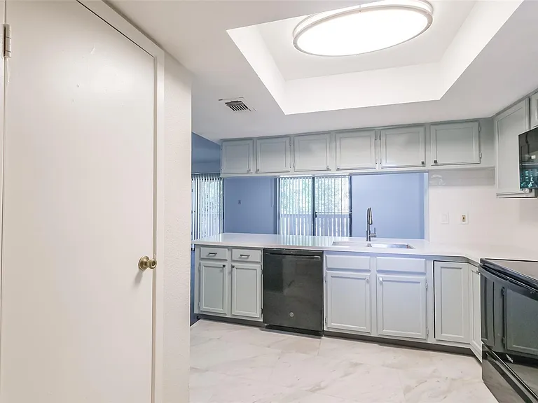 14911 Wunderlich Dr #2302 — Photo 10