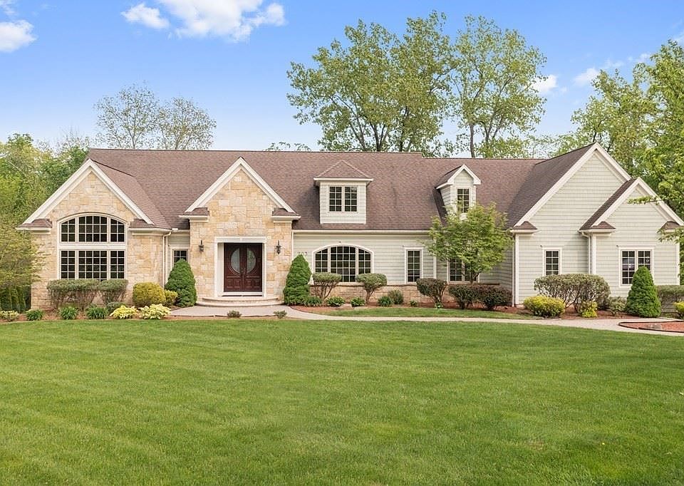 1st image of 203 Hannoush Dr